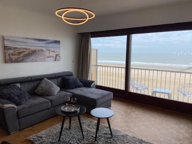 Golfslag Apartment Бланкенберге Екстериор снимка